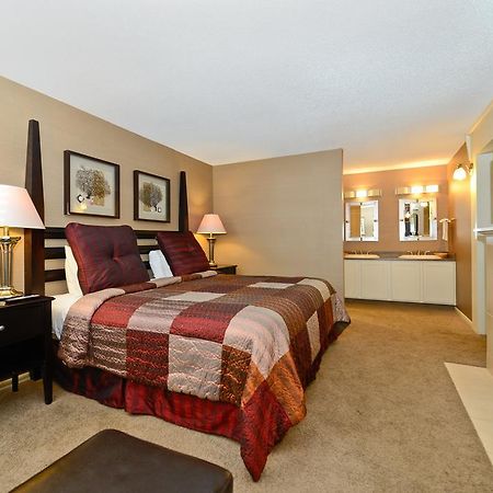 Americas Best Value Inn And Suites Overland Park Rom bilde